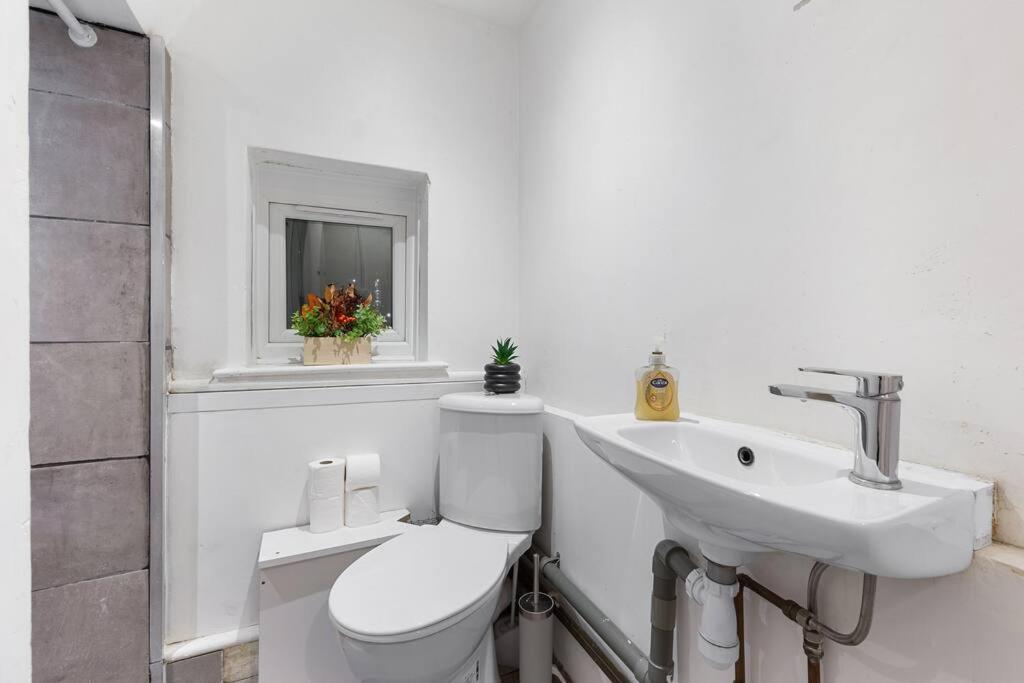 Holiday Home Near Kings Cross Sleep 12 Sp7 London Exterior foto