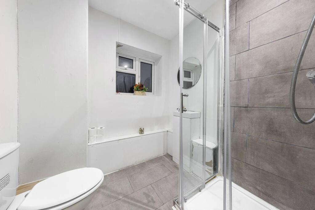 Holiday Home Near Kings Cross Sleep 12 Sp7 London Exterior foto