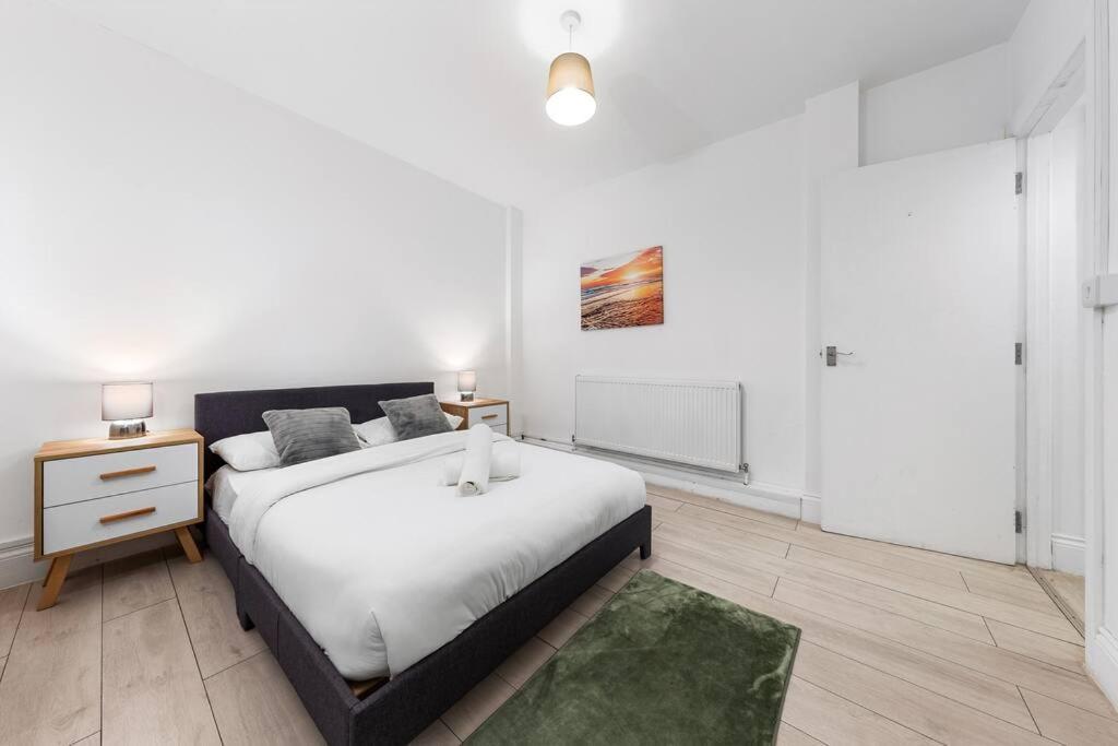 Holiday Home Near Kings Cross Sleep 12 Sp7 London Exterior foto