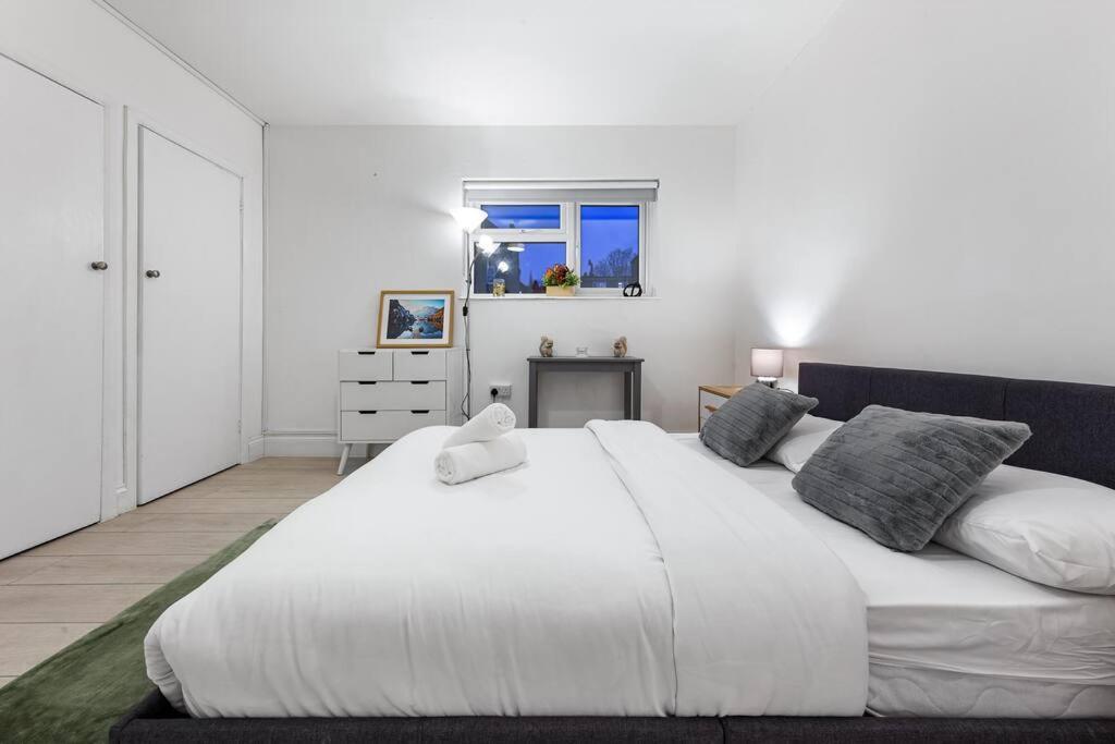 Holiday Home Near Kings Cross Sleep 12 Sp7 London Exterior foto