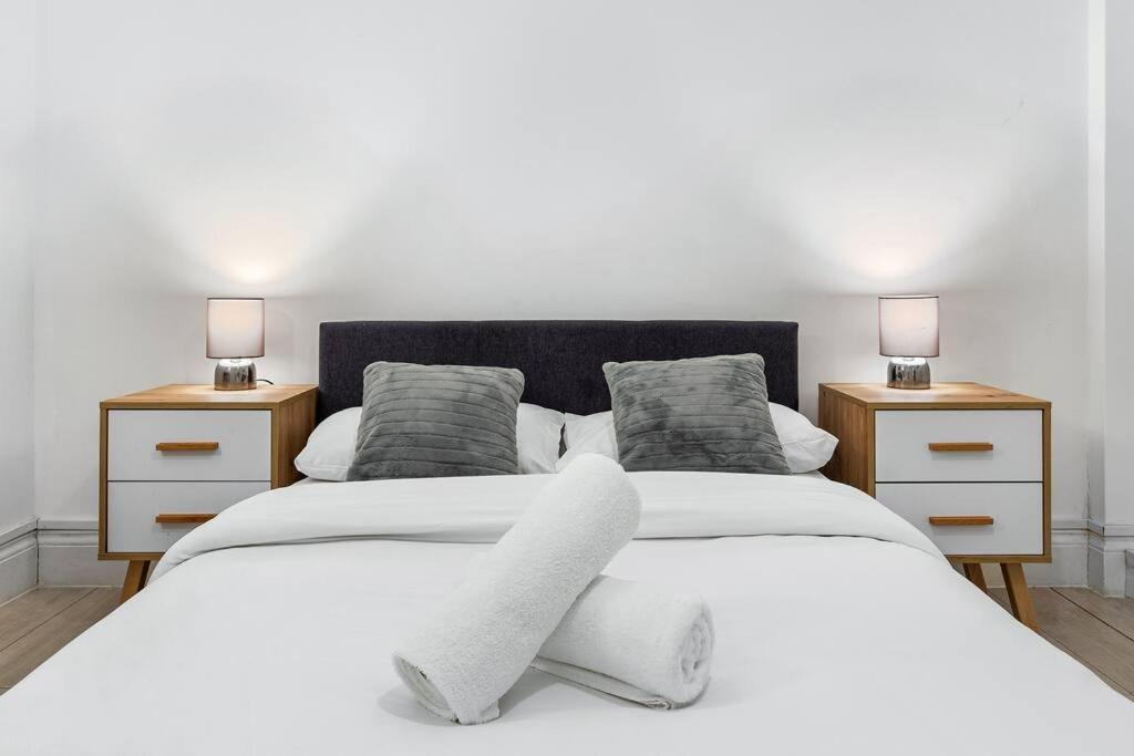 Holiday Home Near Kings Cross Sleep 12 Sp7 London Exterior foto