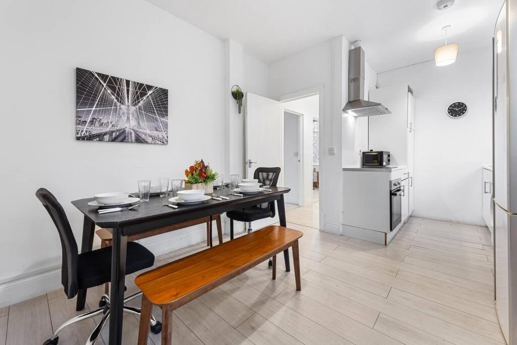 Holiday Home Near Kings Cross Sleep 12 Sp7 London Exterior foto